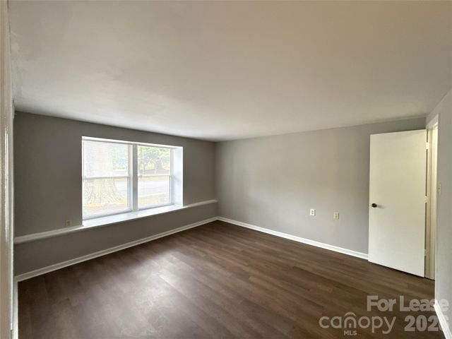 9329 Old Concord Road A, Charlotte, NC 28213