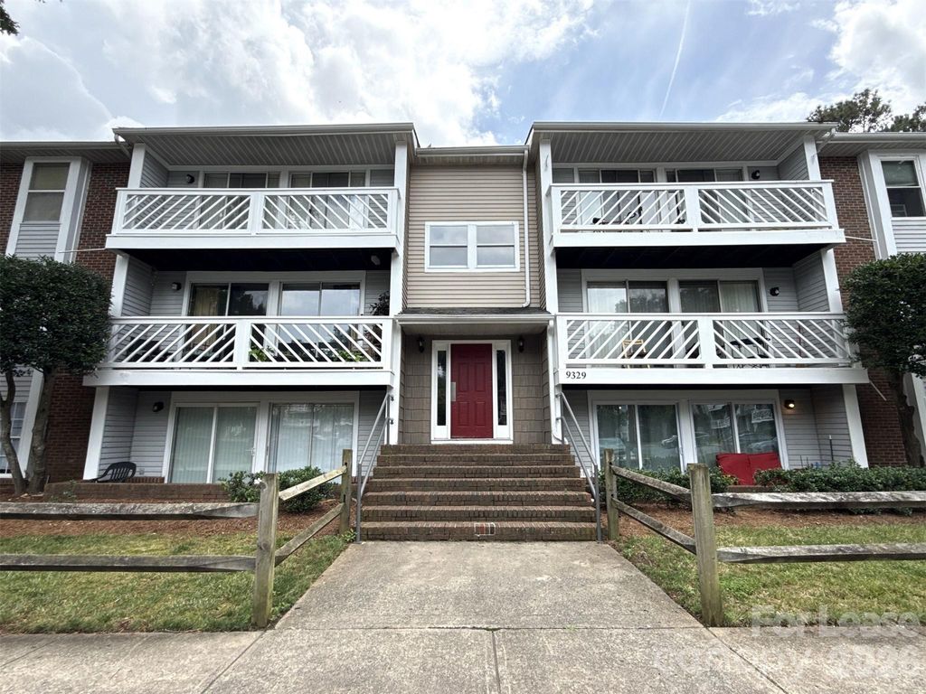 9329 Old Concord Road A, Charlotte, NC 28213