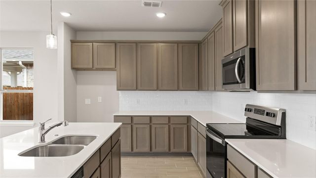 6916 Lincoln Pin Way, Fort Worth, TX 76123
