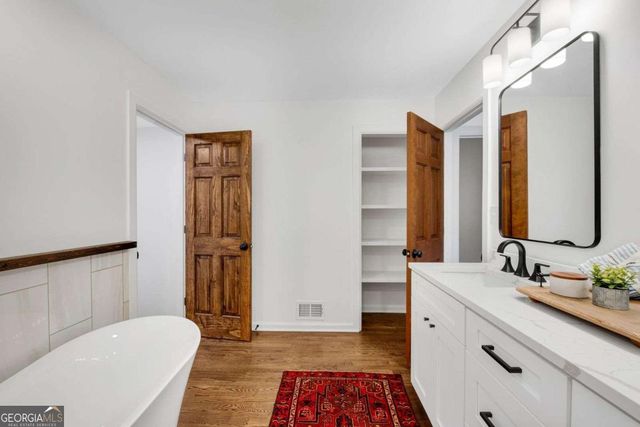 230 Birchfield Drive, Marietta, GA 30068