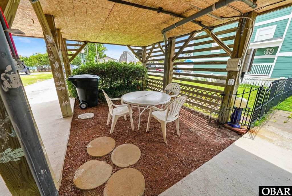 Image 31 of property listing at 124 Broadbay Drive Lot #111, Kill Devil Hills, NC 27948
