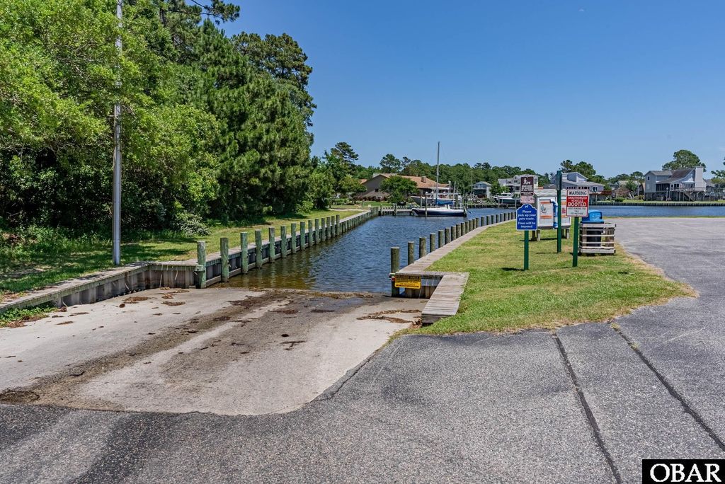 Image 43 of property listing at 124 Broadbay Drive Lot #111, Kill Devil Hills, NC 27948