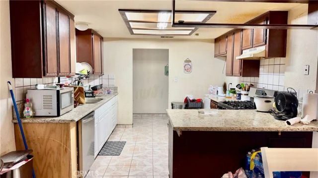 13981 Rose, Fontana, CA 92337
