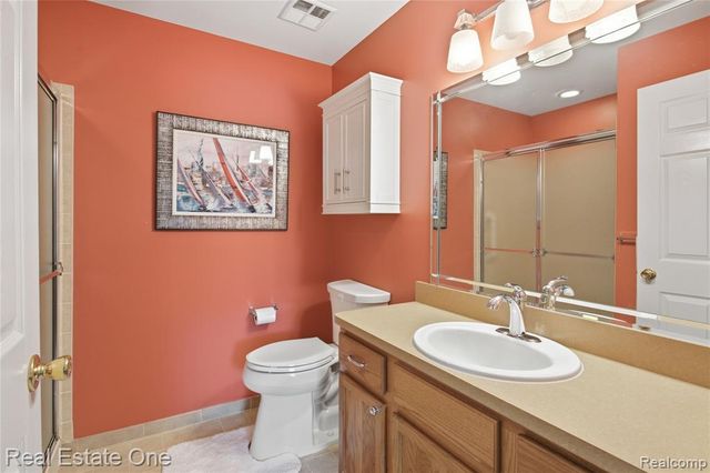 1828 Flagstone Circle 40, Rochester, MI 48307