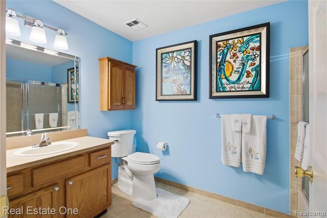 1828 Flagstone Circle 40, Rochester, MI 48307