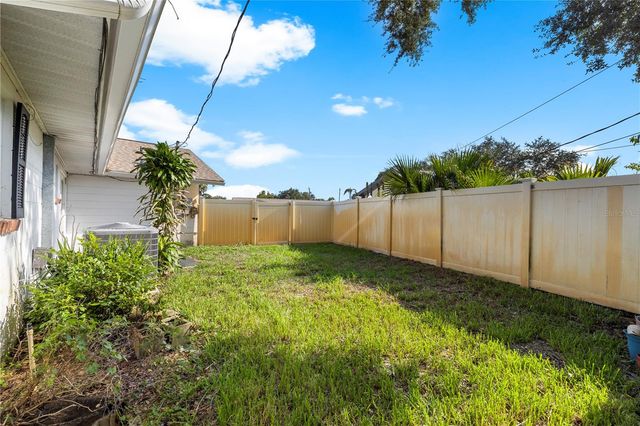 13589 101ST TERRACE, Seminole, FL 33776