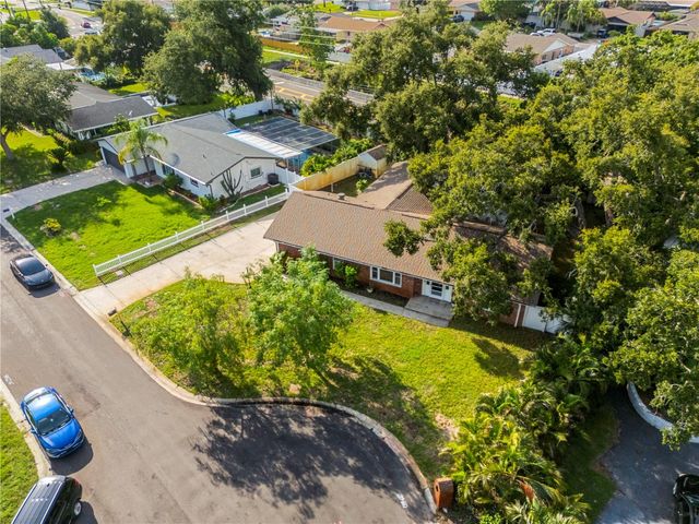 13589 101ST TERRACE, Seminole, FL 33776