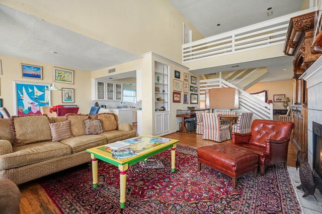 503 Bay Avenue, Kemah, TX 77565