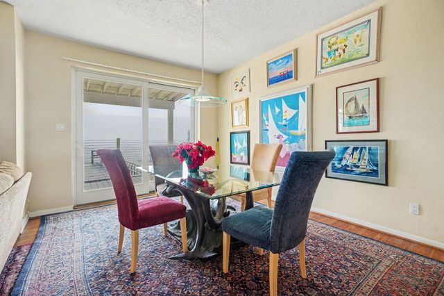 503 Bay Avenue, Kemah, TX 77565