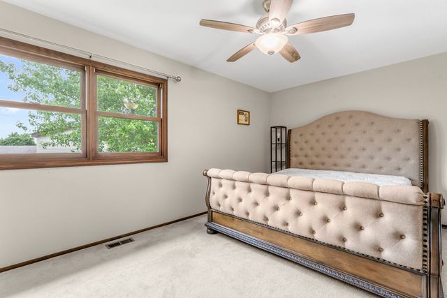 119 Garland Court, Glendale Heights, IL 60139