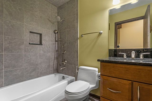 119 Garland Court, Glendale Heights, IL 60139