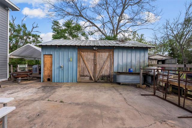 4312 Singletary Road, Alvin, TX 77511