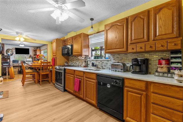 4312 Singletary Road, Alvin, TX 77511