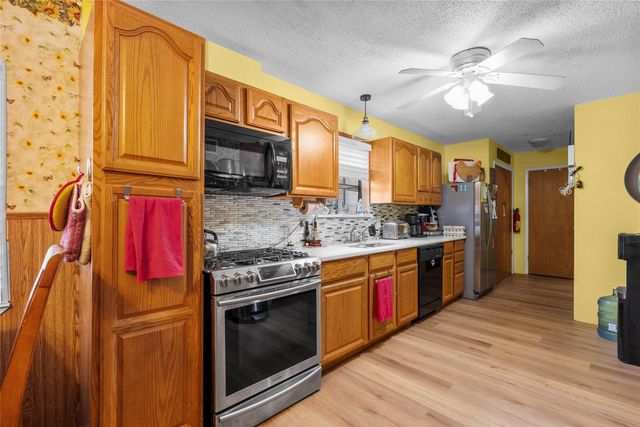 4312 Singletary Road, Alvin, TX 77511