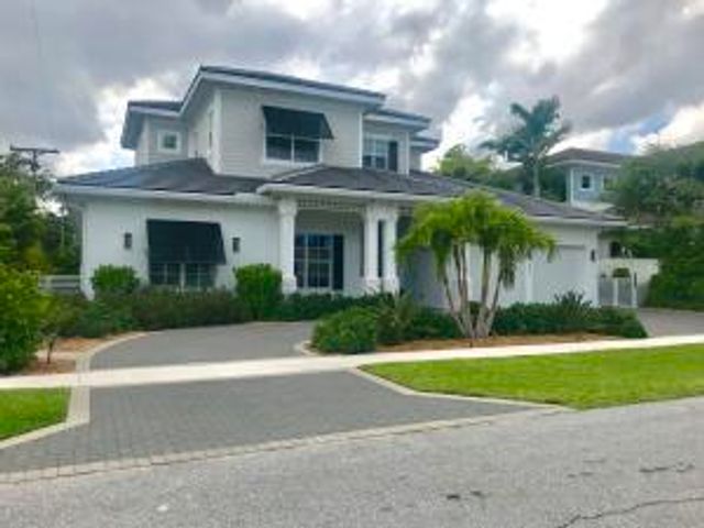 951 NE 2nd Terrace, Boca Raton, FL 33432
