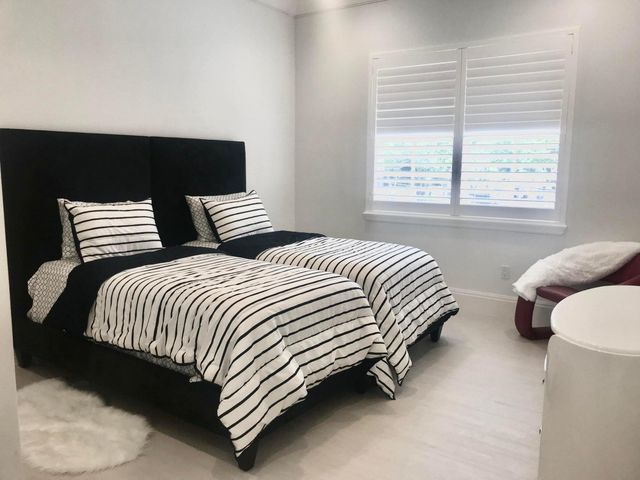 951 NE 2nd Terrace, Boca Raton, FL 33432