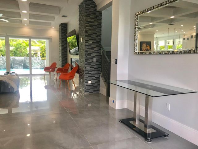 951 NE 2nd Terrace, Boca Raton, FL 33432