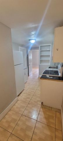 4204 N MANHATTAN AVENUE, Tampa, FL 33614