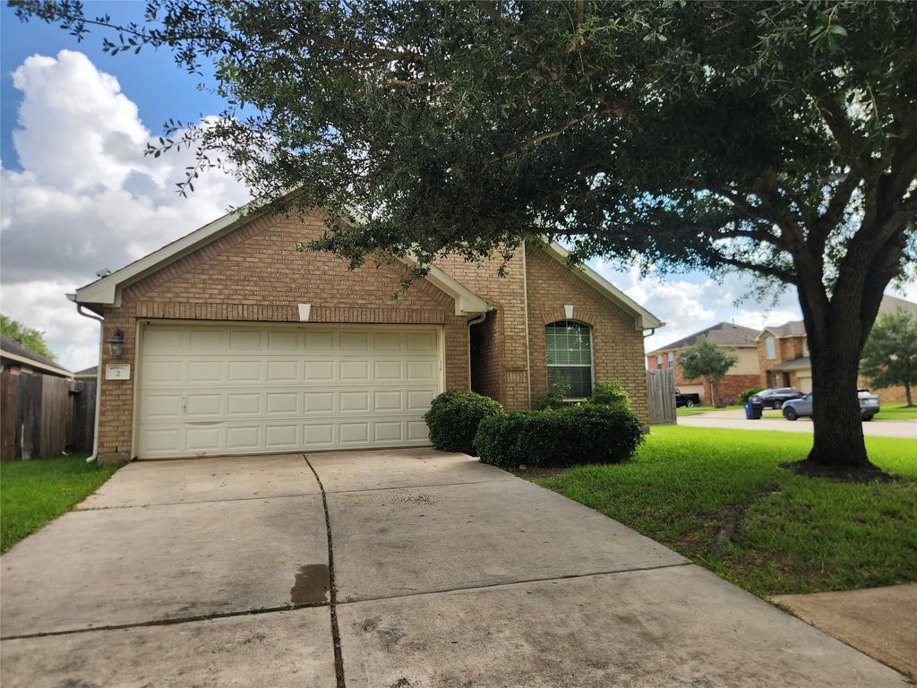 2 Signal Hill Drive, Manvel, TX 77578