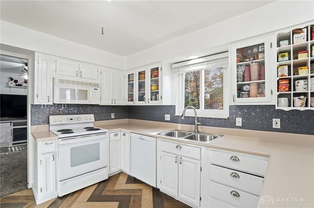 2465 Owlcrest Drive, Colerain Twp, OH 45231