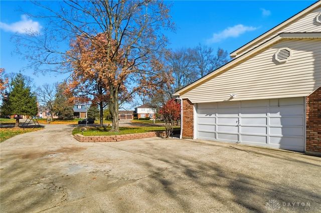 2465 Owlcrest Drive, Colerain Twp, OH 45231