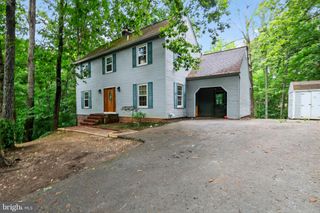 94 E RIVER BEND RD, Fredericksburg, VA 22407