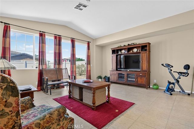 5821 Kingsbury, Palmdale, CA 93552