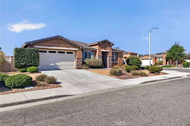 5821 Kingsbury, Palmdale, CA 93552