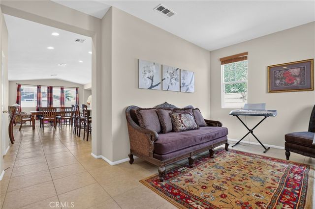 5821 Kingsbury, Palmdale, CA 93552