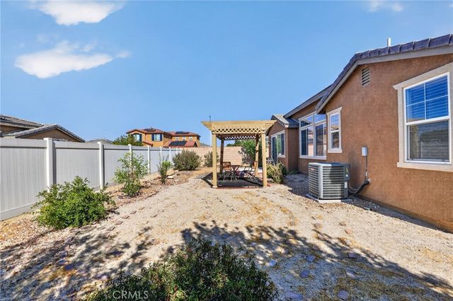 5821 Kingsbury, Palmdale, CA 93552