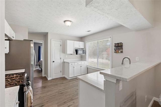 2423 Cheyenne Lane, Lawrenceville, GA 30044