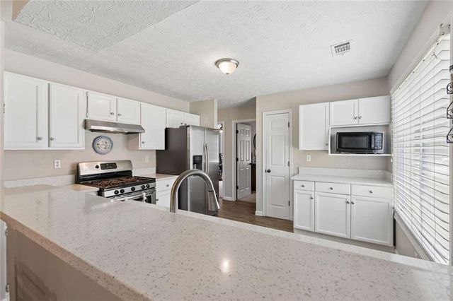 2423 Cheyenne Lane, Lawrenceville, GA 30044