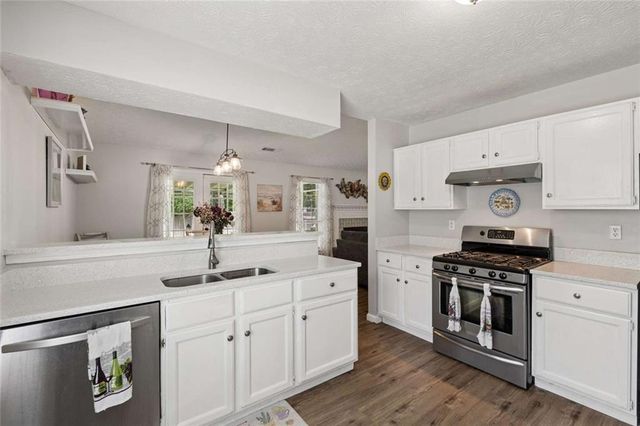 2423 Cheyenne Lane, Lawrenceville, GA 30044