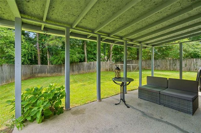 2423 Cheyenne Lane, Lawrenceville, GA 30044