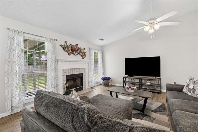 2423 Cheyenne Lane, Lawrenceville, GA 30044