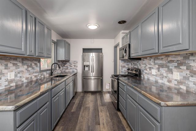 108 N Clinton Rd, Spokane Valley, WA 99216