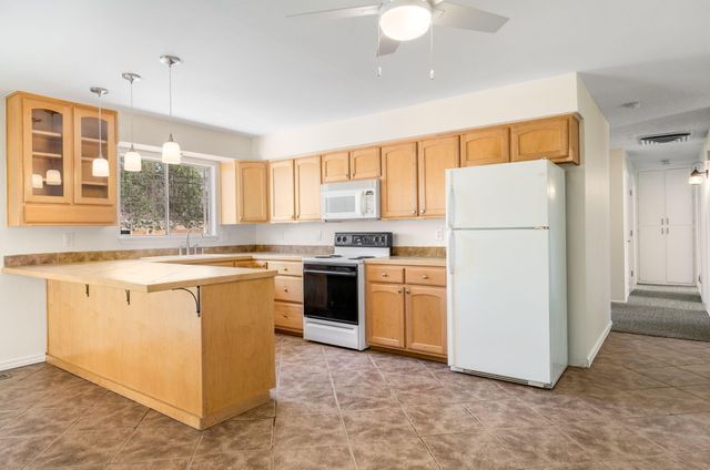 4503 Kingston Avenue NE, Albuquerque, NM 87109