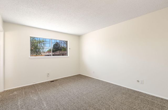 4503 Kingston Avenue NE, Albuquerque, NM 87109