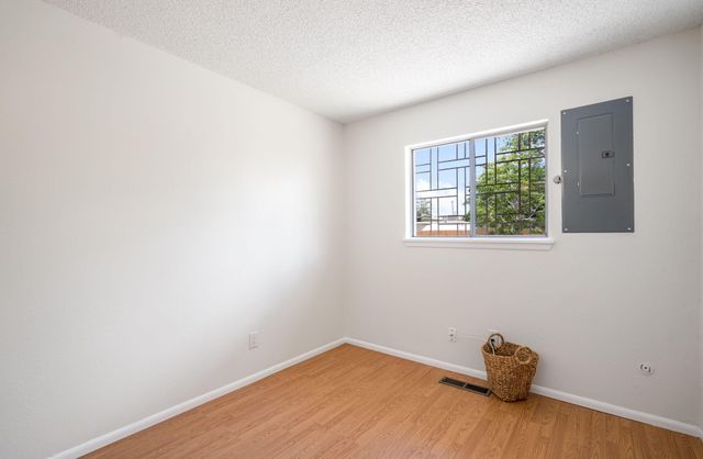 4503 Kingston Avenue NE, Albuquerque, NM 87109