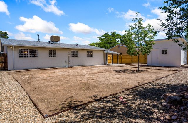 4503 Kingston Avenue NE, Albuquerque, NM 87109