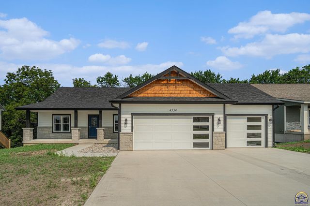4334 SW Lakeside DR, Topeka, KS 66610