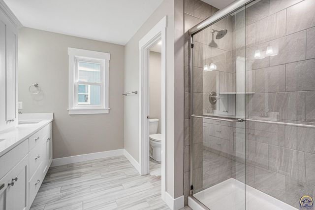 4334 SW Lakeside DR, Topeka, KS 66610