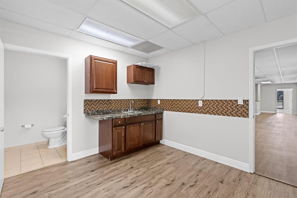 Image 12 of property listing at 13455 S Military Trail, Delray Beach, FL 33484