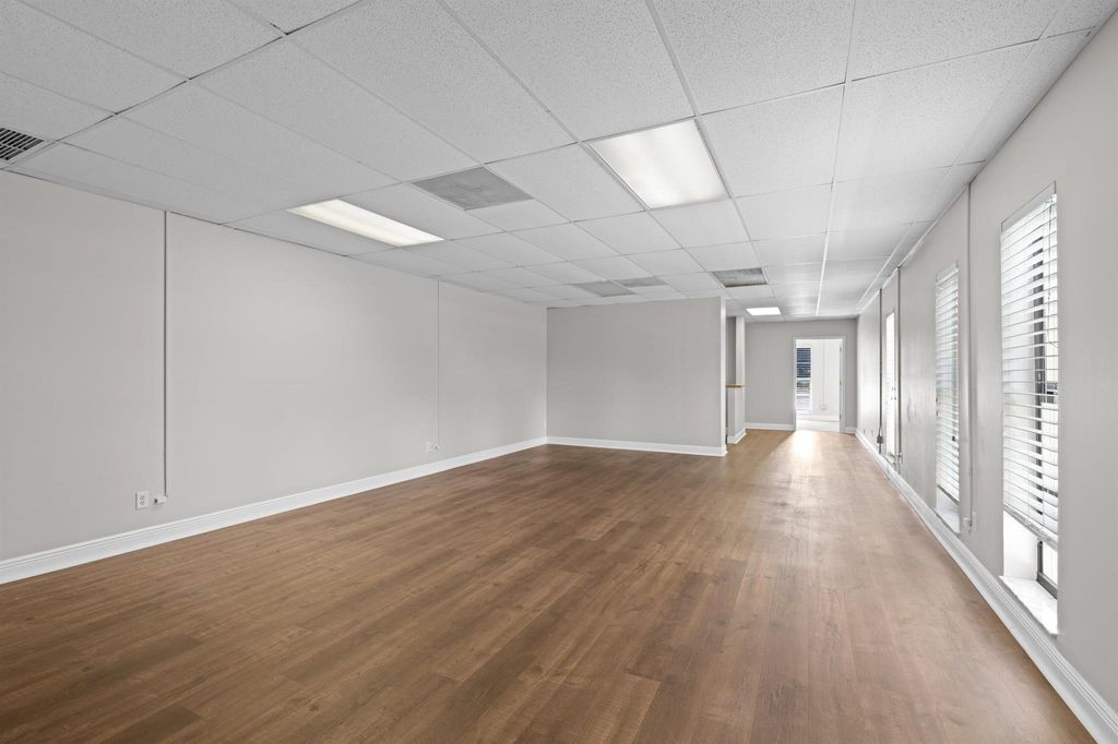 Image 8 of property listing at 13455 S Military Trail, Delray Beach, FL 33484