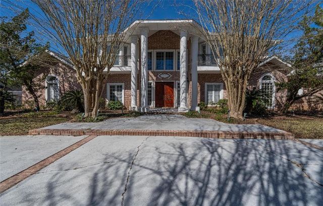 6701 TENNYSON OAKS Lane, Alexandria, LA 71301