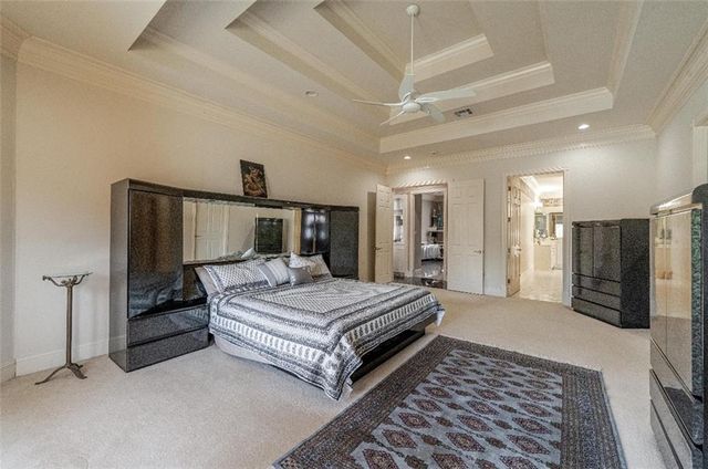 6701 TENNYSON OAKS Lane, Alexandria, LA 71301