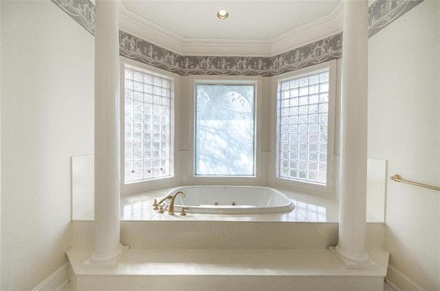 6701 TENNYSON OAKS Lane, Alexandria, LA 71301