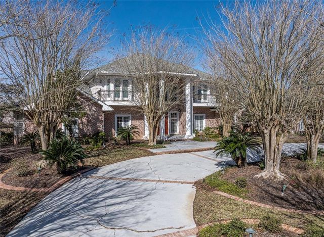 6701 TENNYSON OAKS Lane, Alexandria, LA 71301