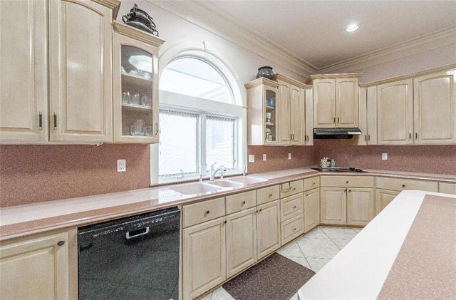 6701 TENNYSON OAKS Lane, Alexandria, LA 71301