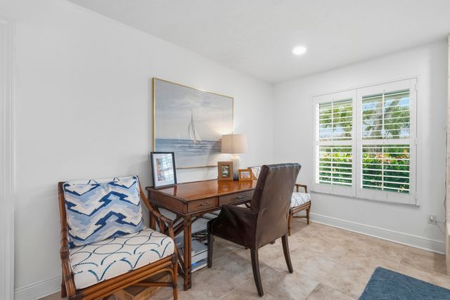 6061 SE Medinah Lane, Stuart, FL 34997